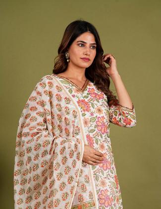 Swiss Cotton fabric women dress in Jaipur, Swiss Cotton paints in Jaipur